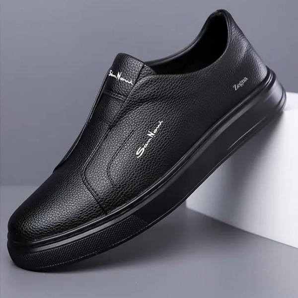 Qara Slip-On Ayaqqabı